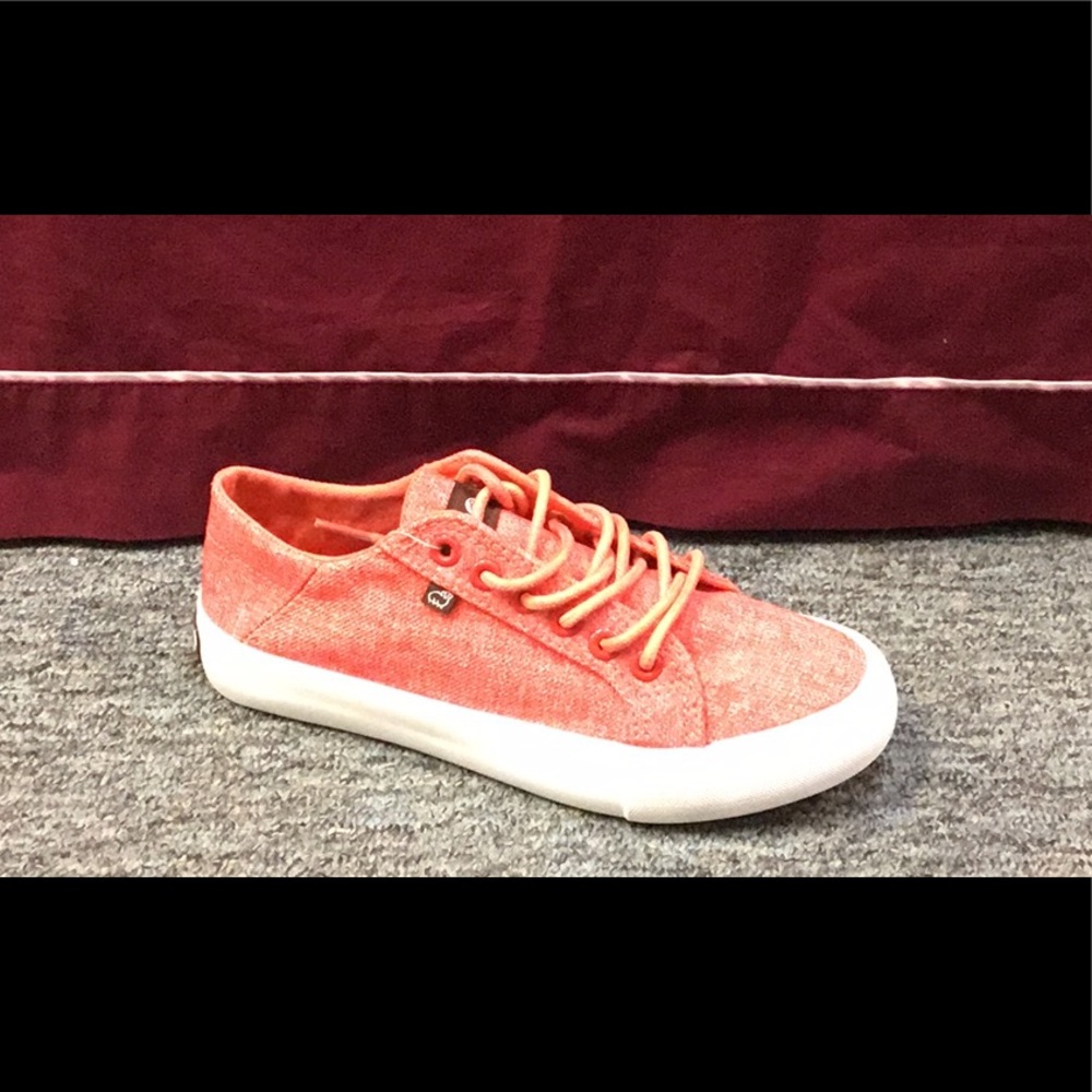 New lamo red sneakers